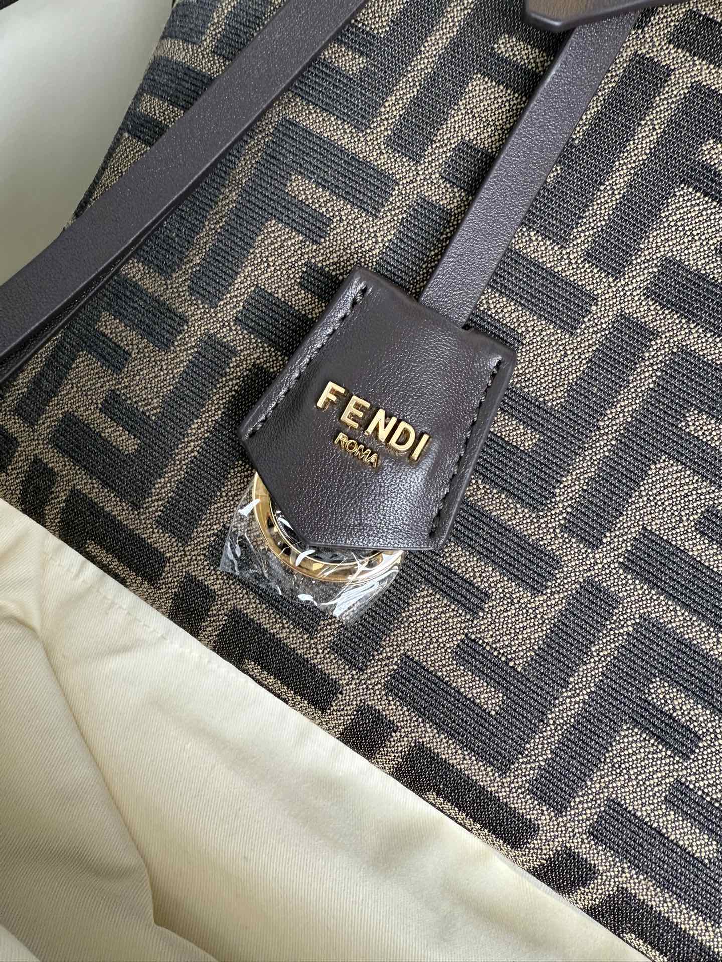 By The Way Medium Bag