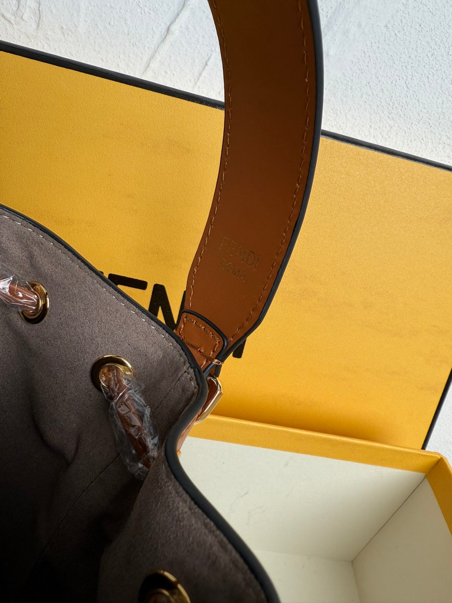 Mon Tresor Bucket Bag