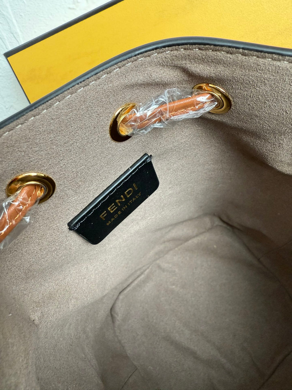 Mon Tresor Bucket Bag