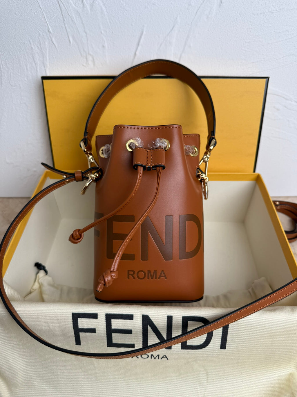 Mon Tresor Bucket Bag