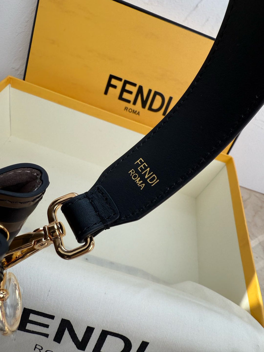 Mon Tresor Bucket Bag