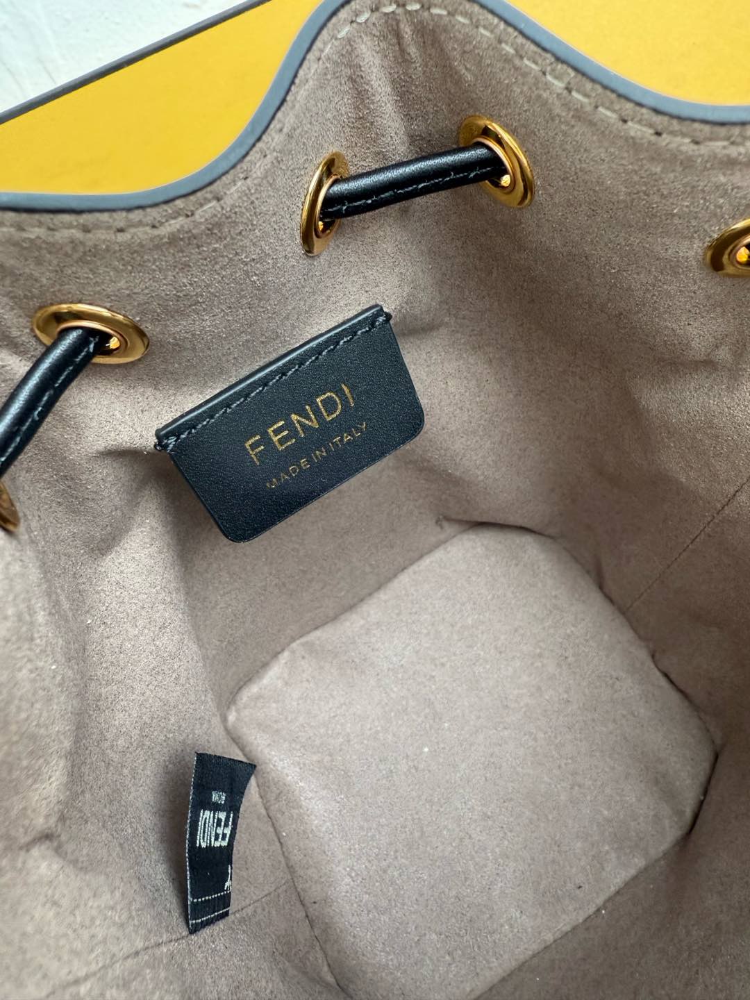 Mon Tresor Bucket Bag