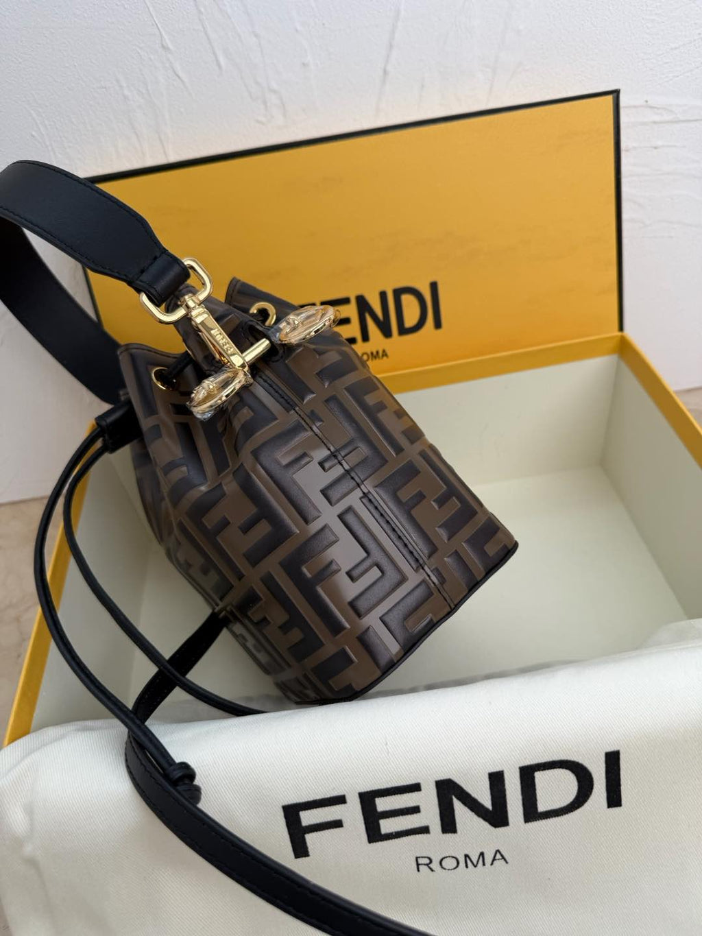 Mon Tresor Bucket Bag