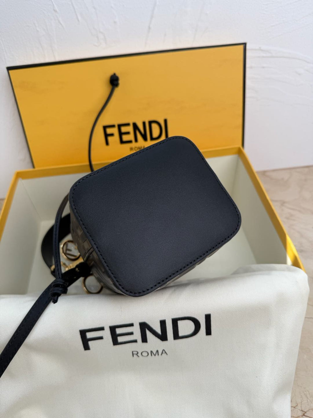 Mon Tresor Bucket Bag