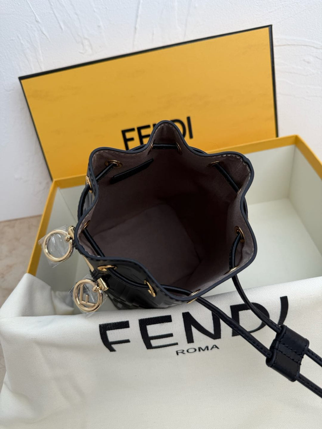 Mon Tresor Bucket Bag