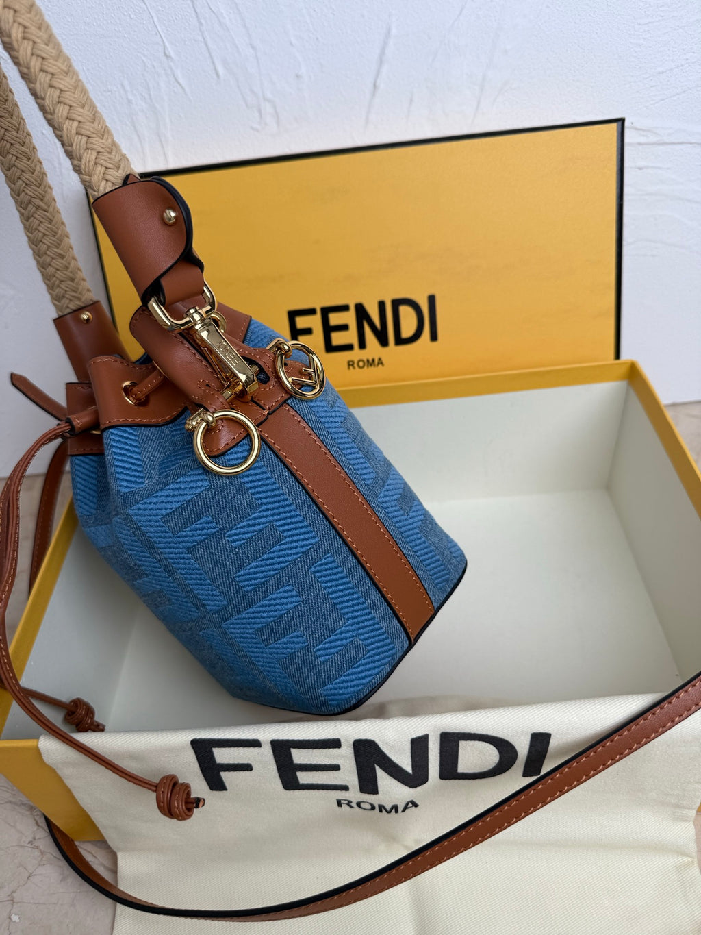 Mon Tresor Bucket Bag