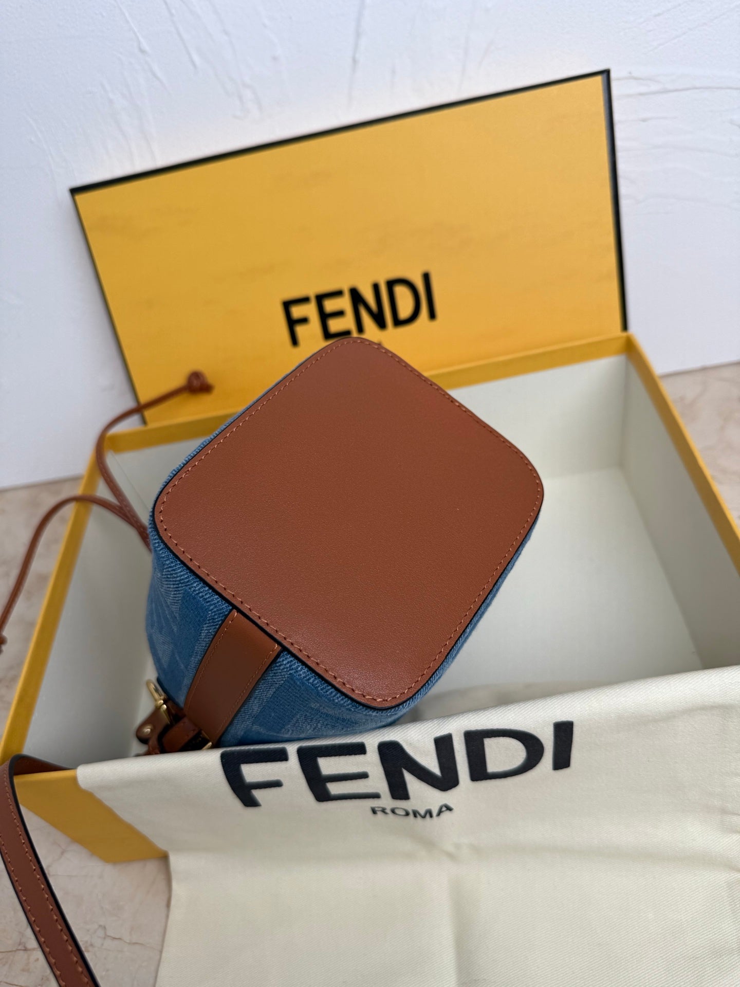 Mon Tresor Bucket Bag