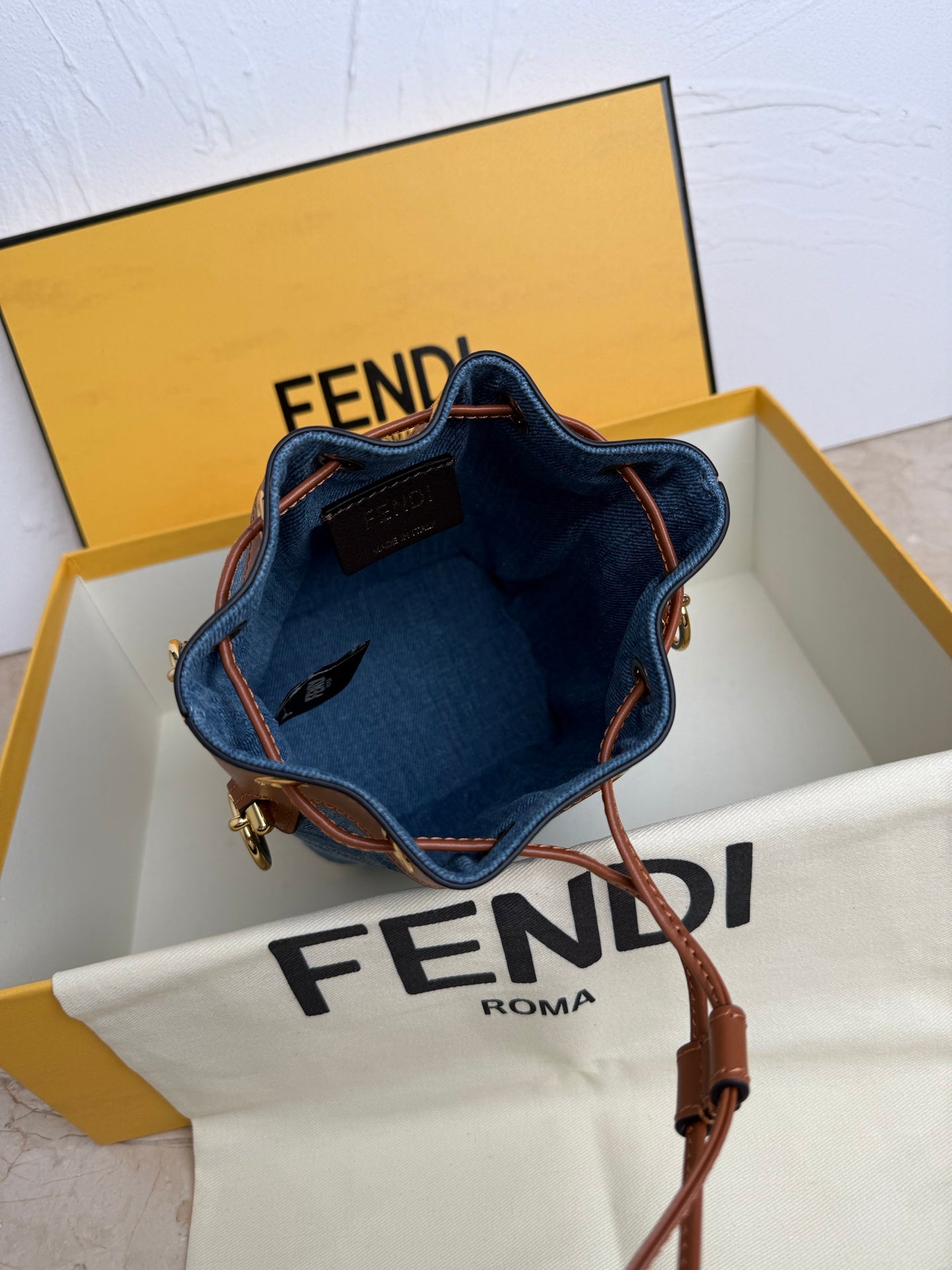 Mon Tresor Bucket Bag