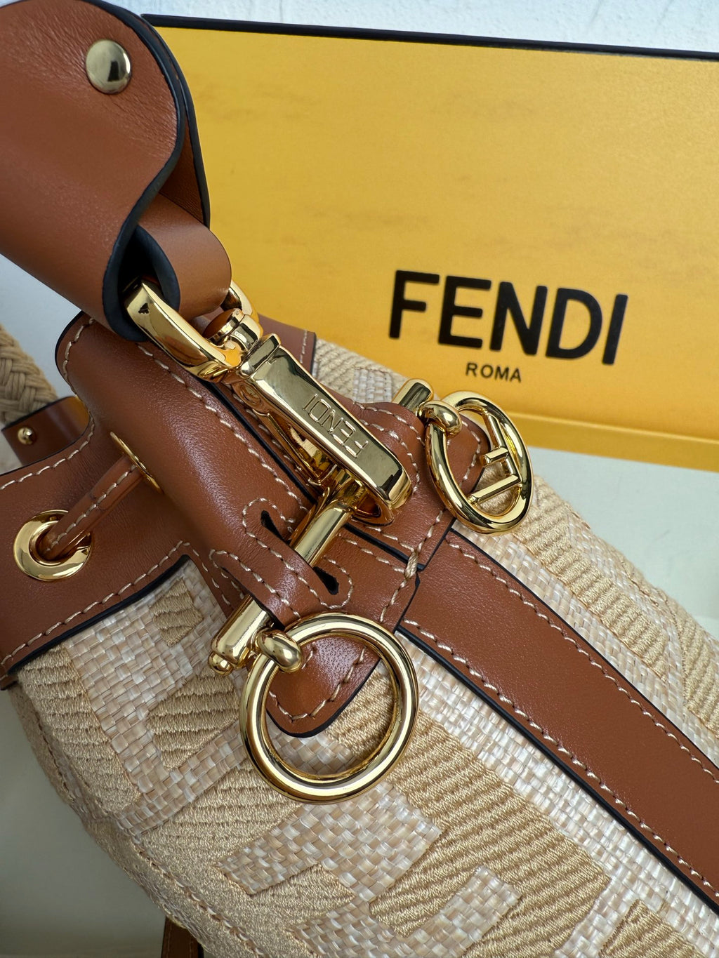 Mon Tresor Bucket Bag