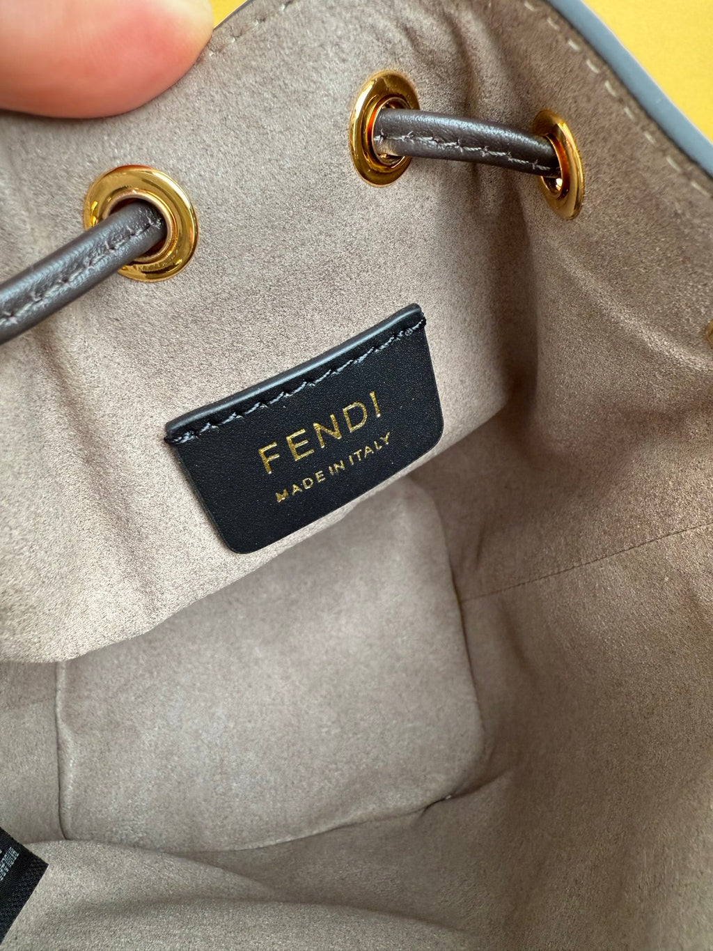 Mon Tresor Bucket Bag