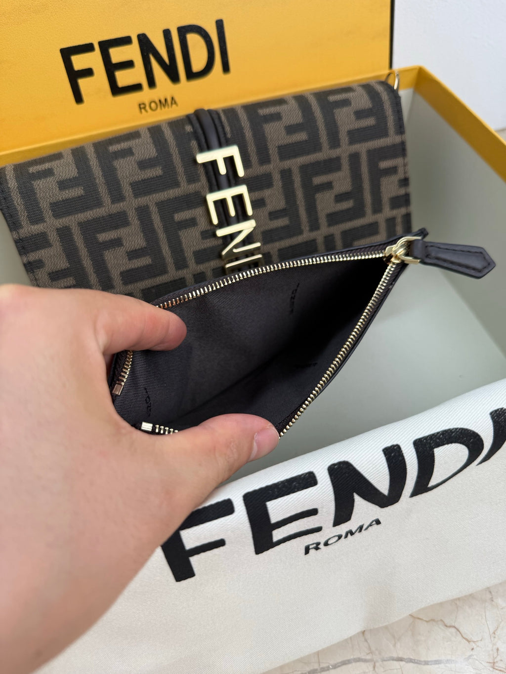 Graphic Chain Wallet