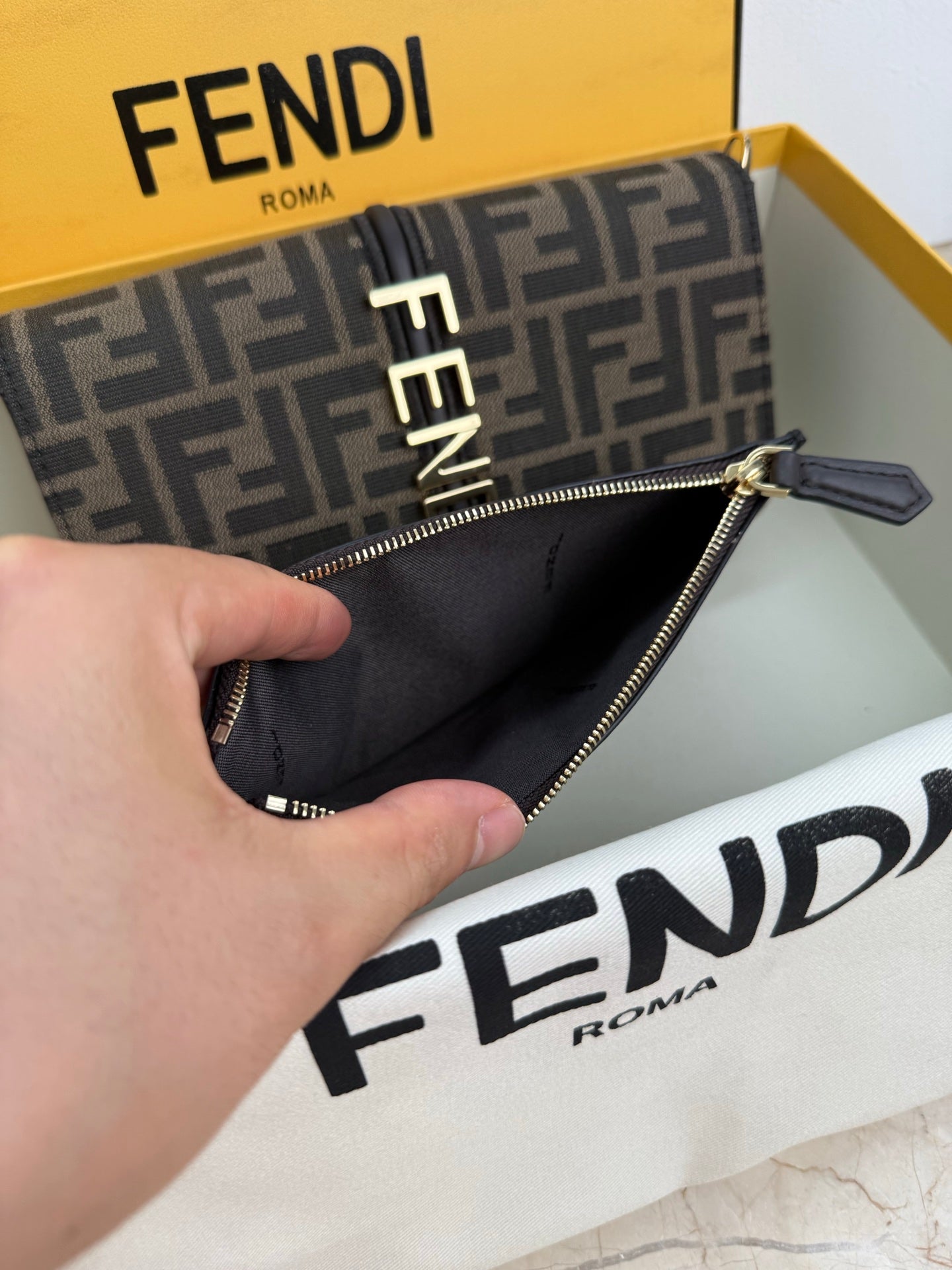 Graphic Chain Wallet