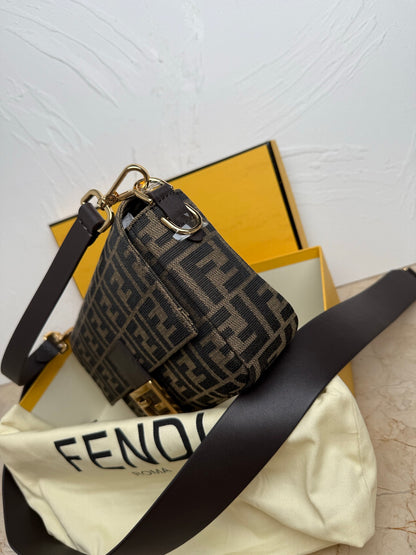 Baguette Bag
