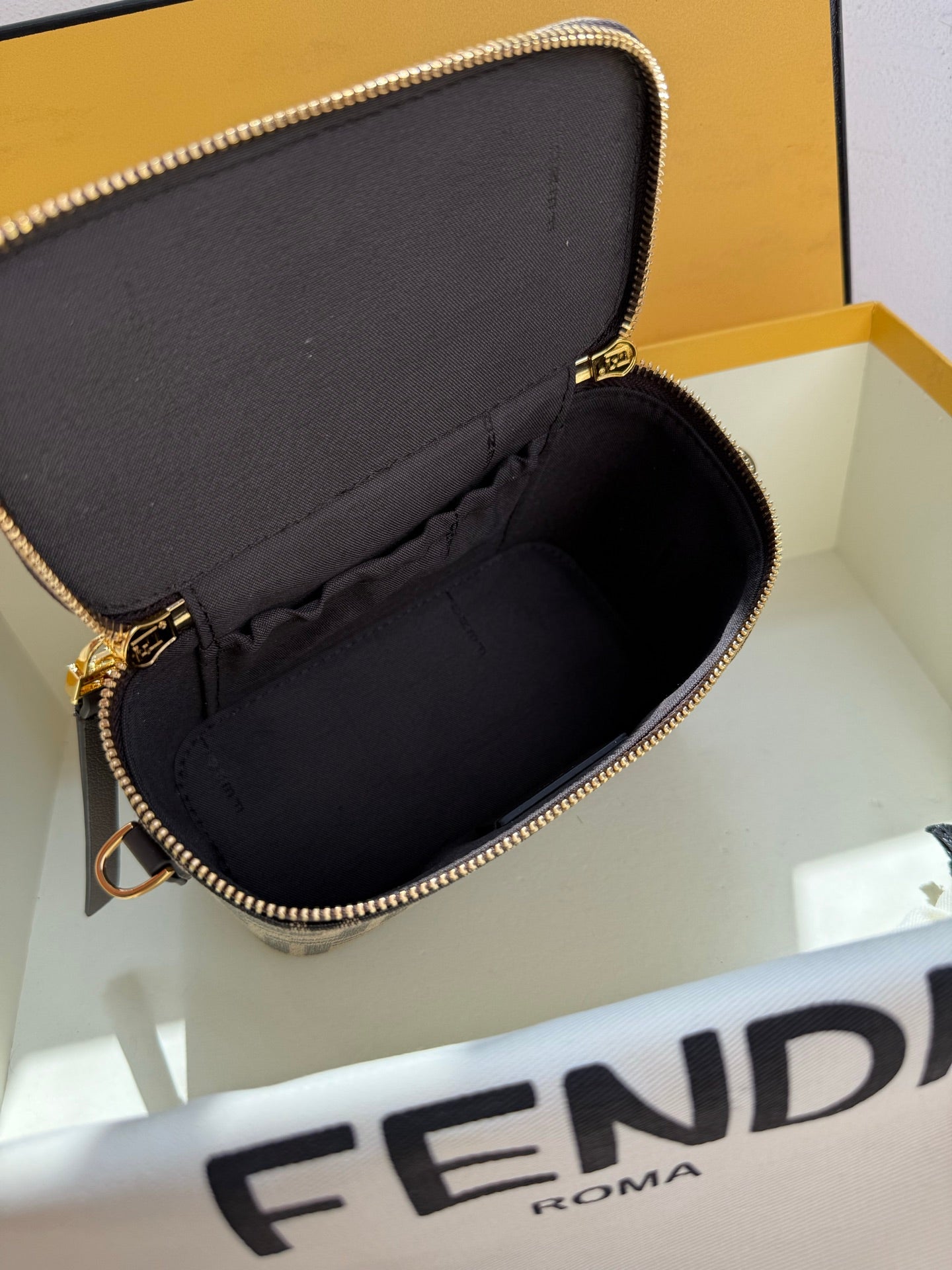Vanity Case Bag