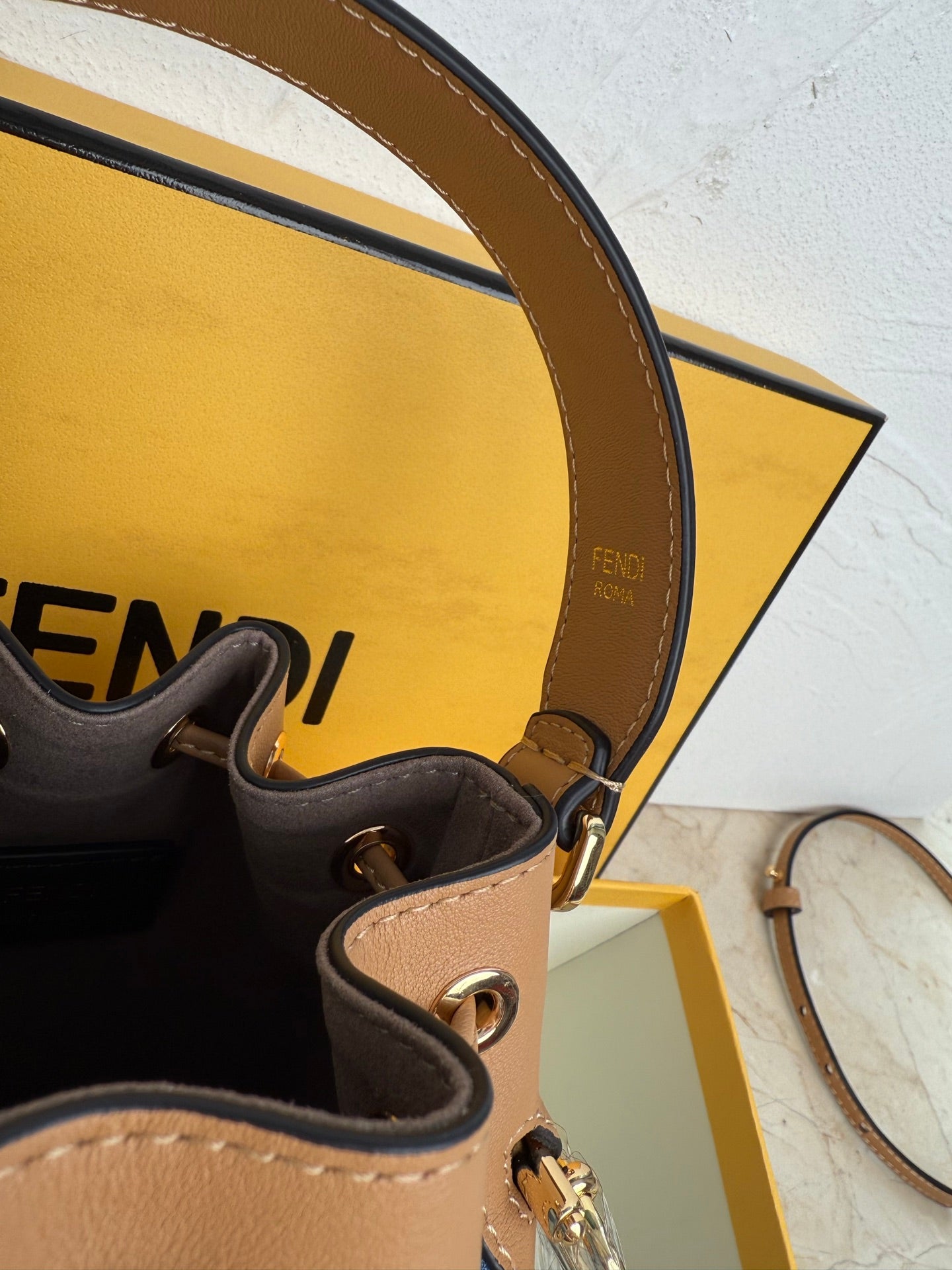 Mon Tresor Bucket Bag