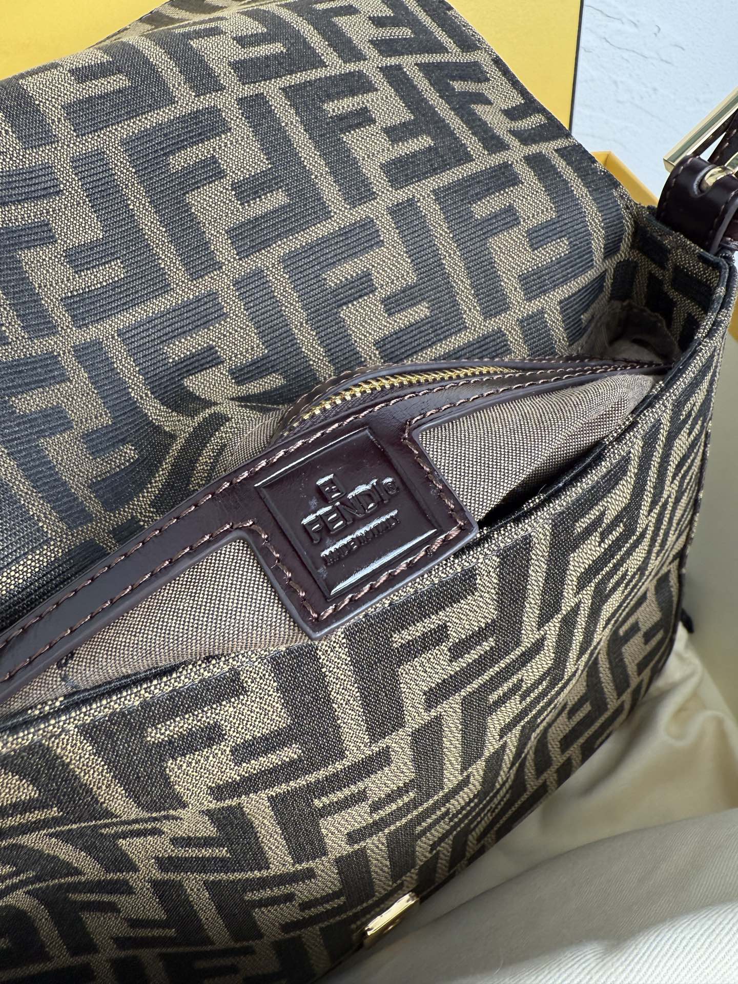 Vintage Baguette Bag