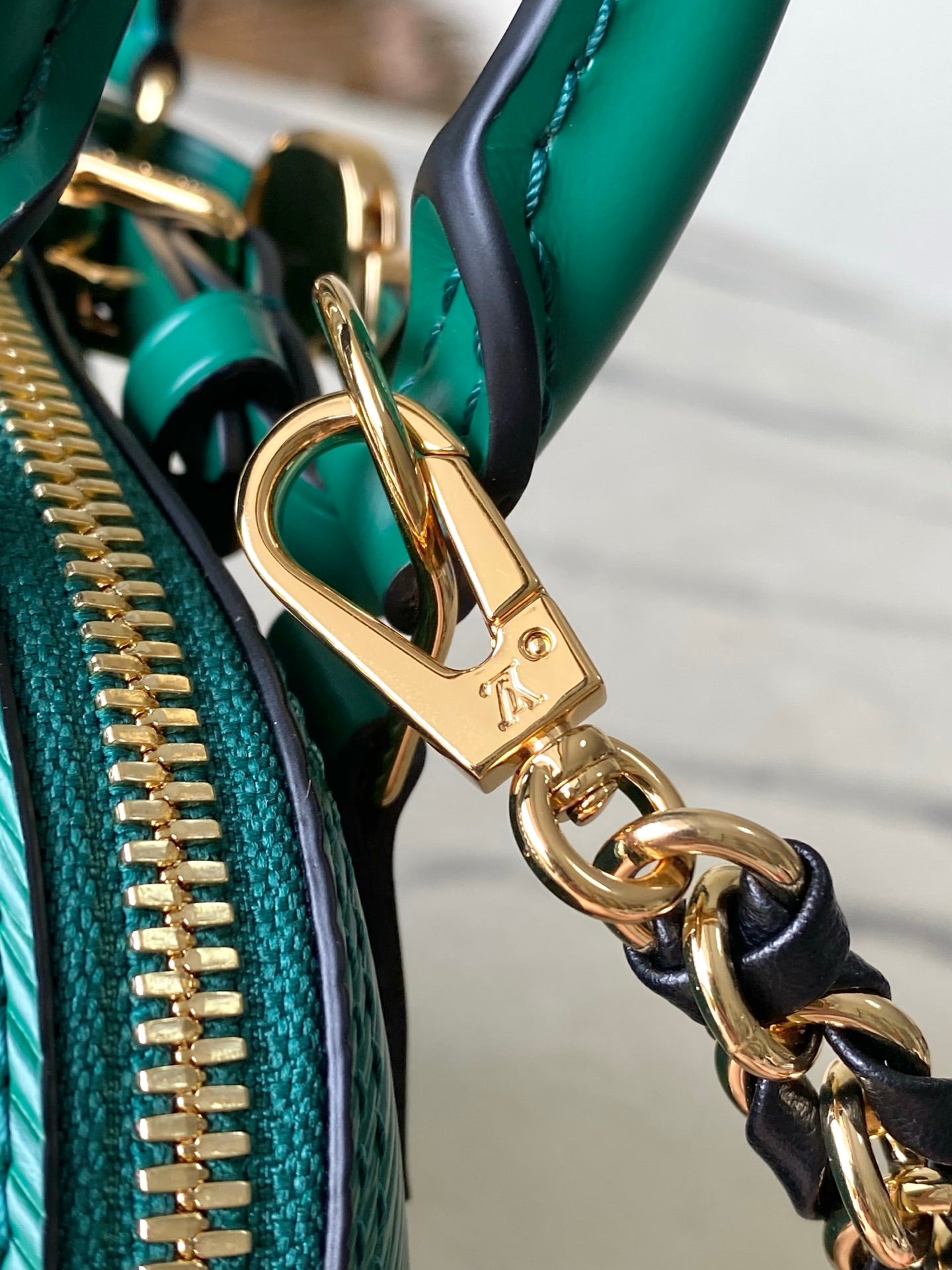 Alma Mini Patent Leather with Chain Strap