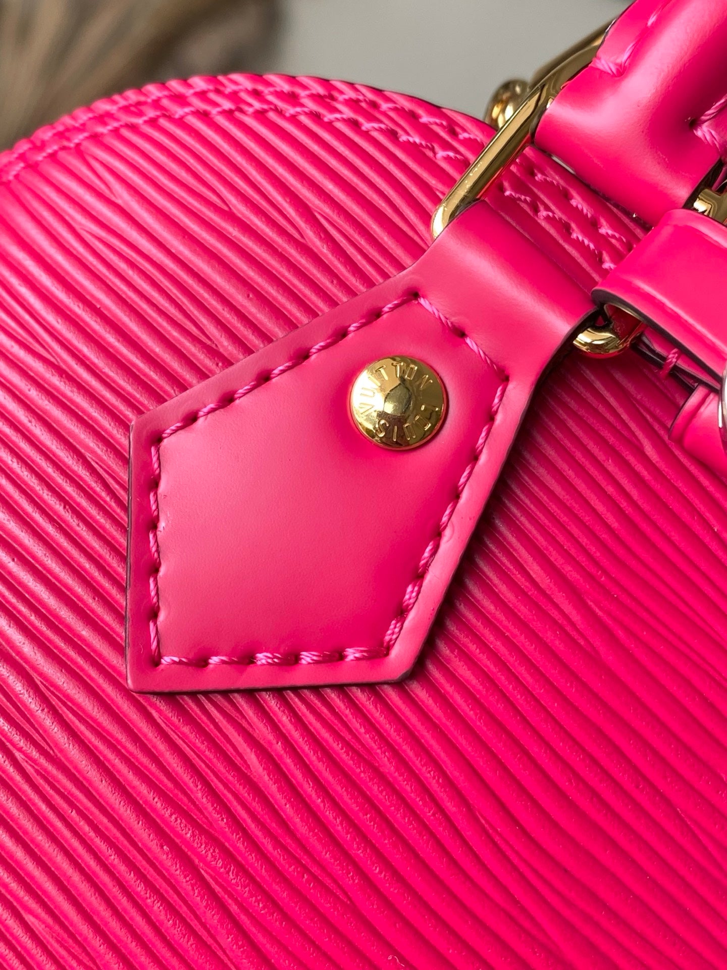 Alma Mini Patent Leather with Chain Strap