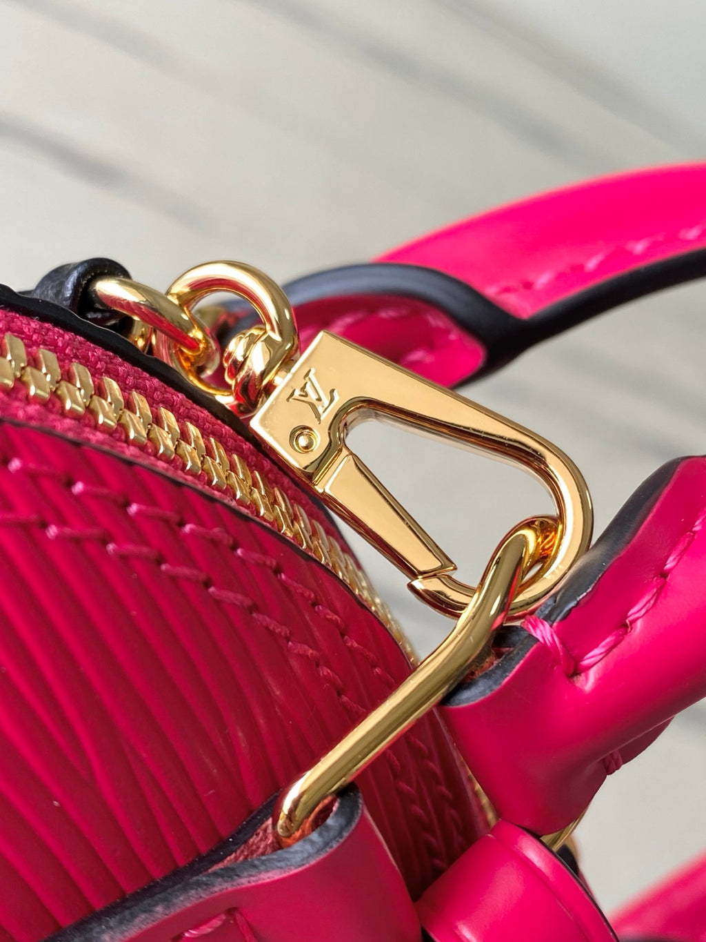 Alma Mini Patent Leather with Chain Strap