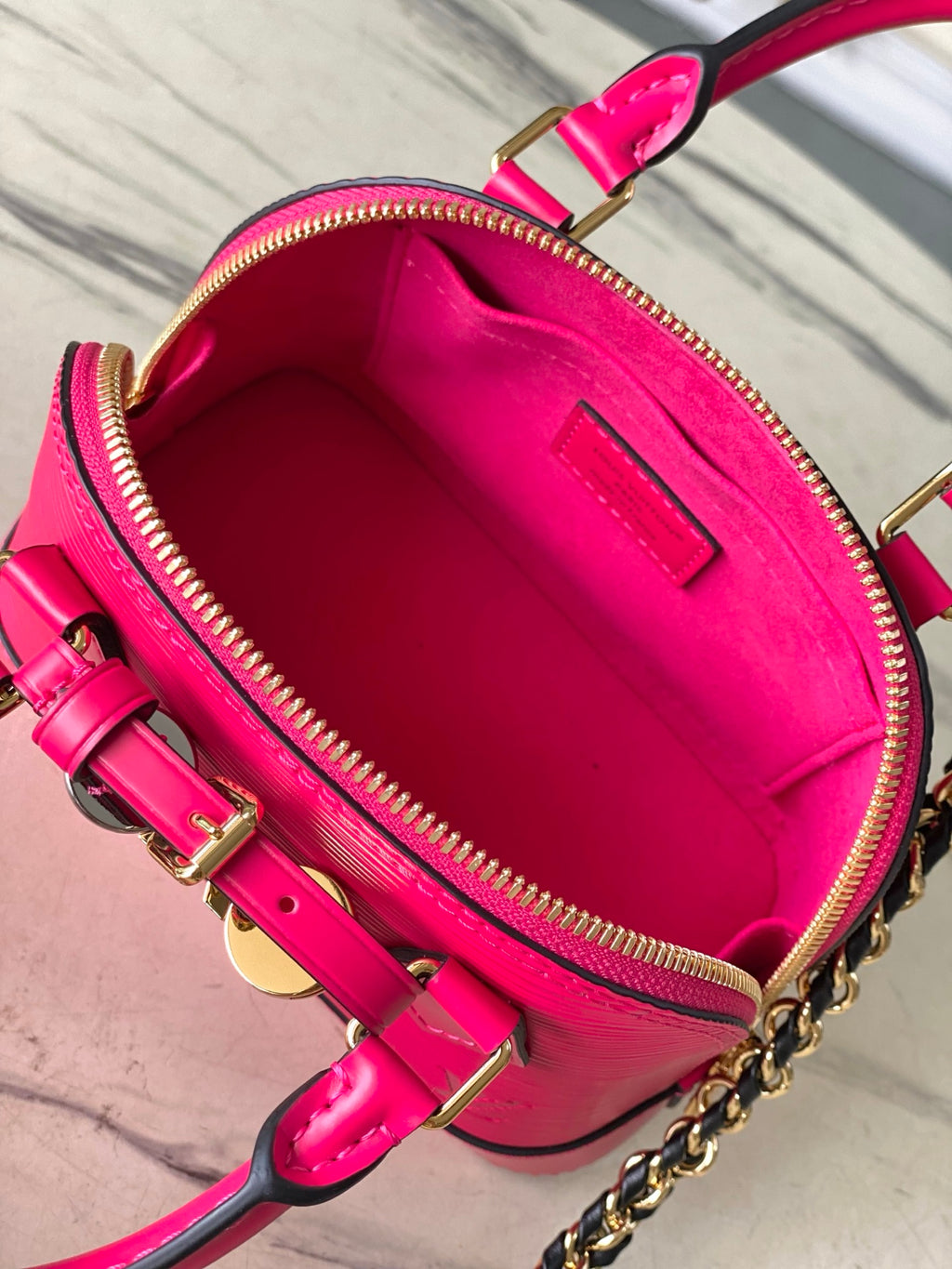 Alma Mini Patent Leather with Chain Strap