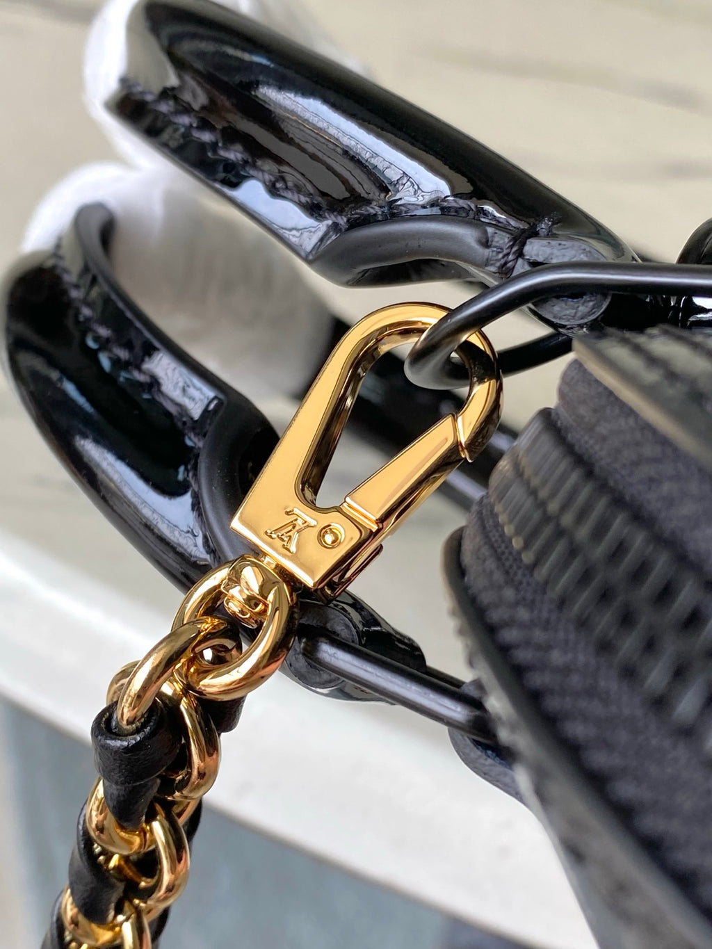 Alma Mini Patent Leather with Chain Strap