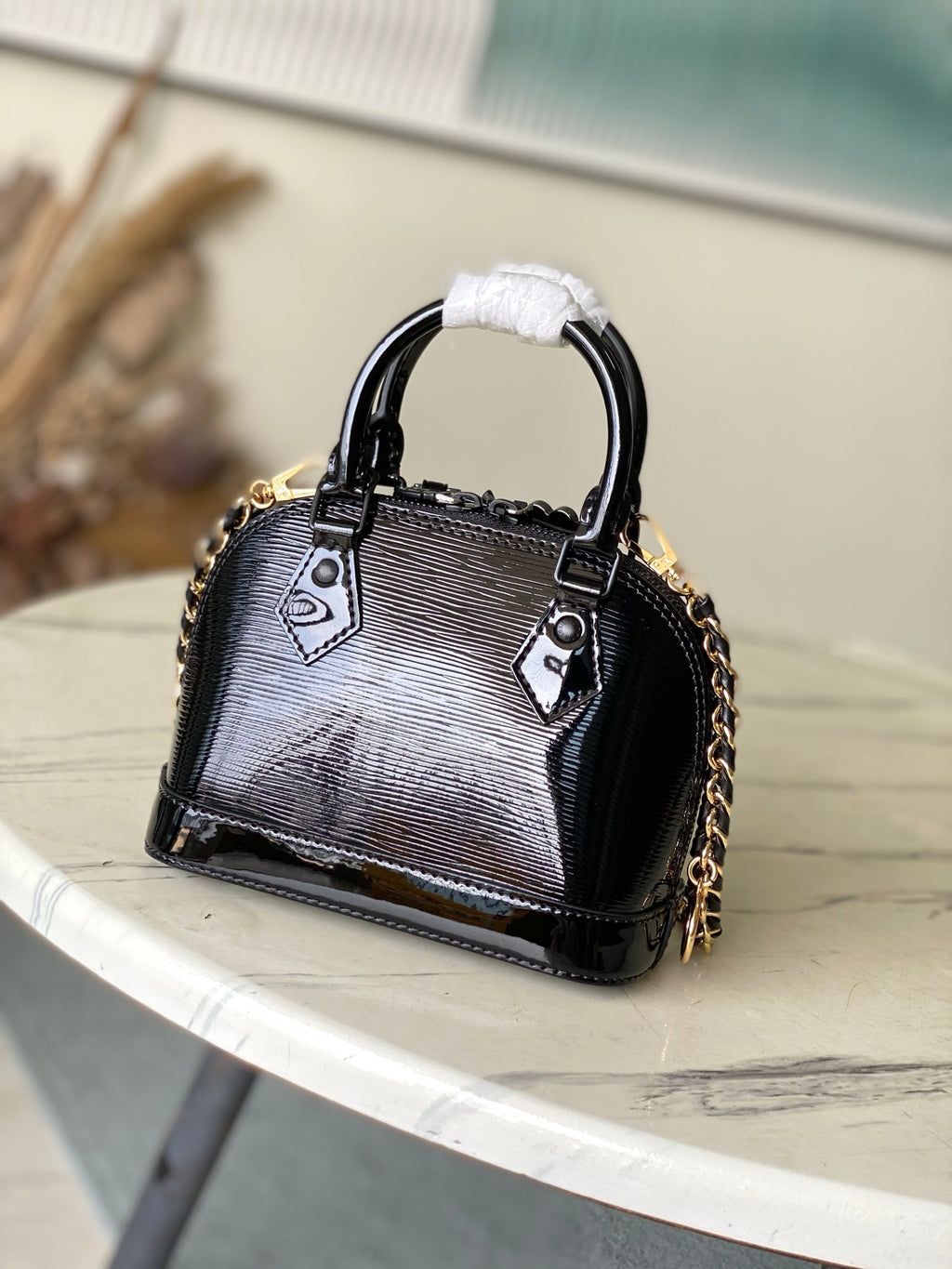 Alma Mini Patent Leather with Chain Strap