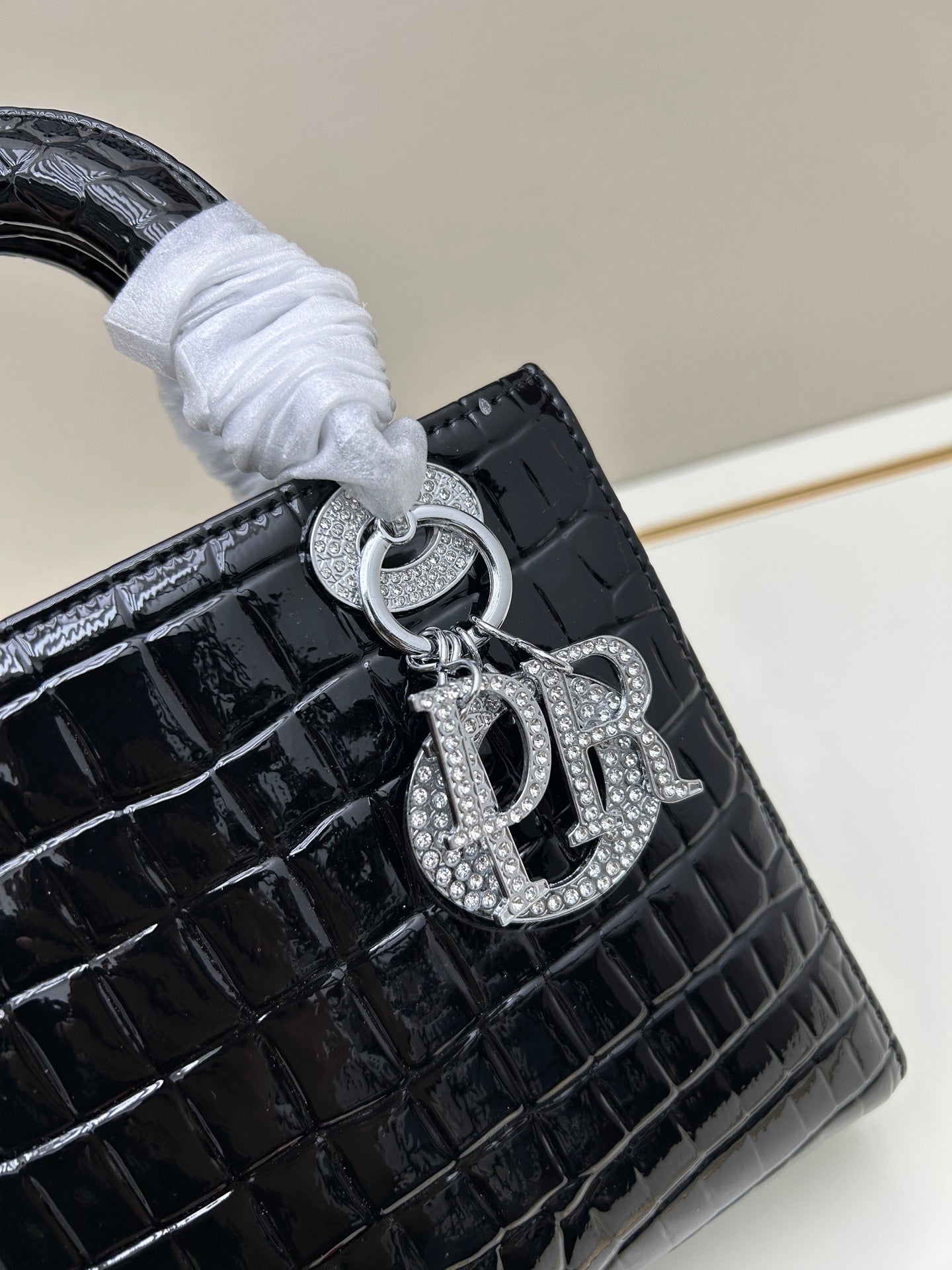Crocodile-Pattern Leather Bag