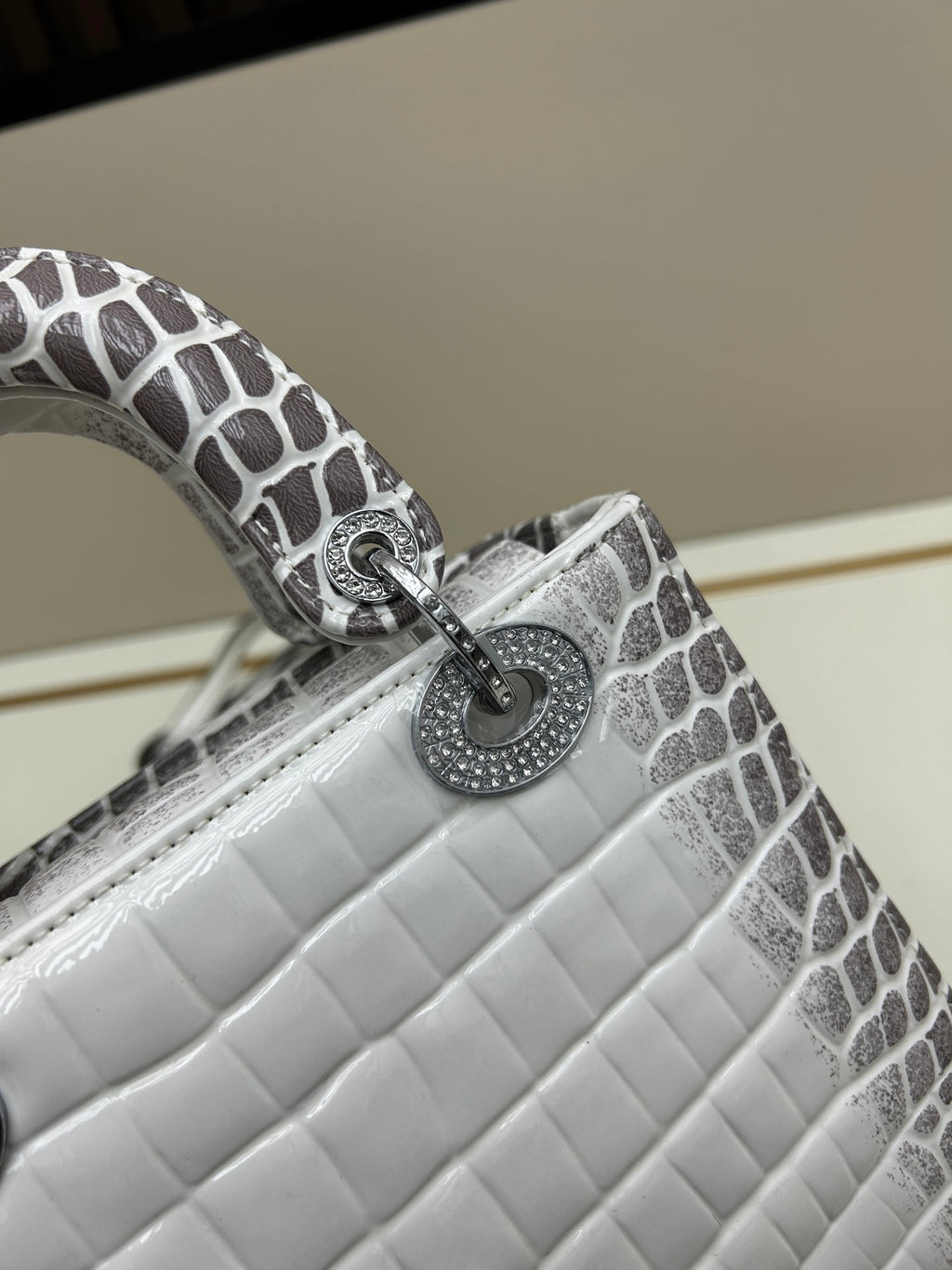 Crocodile-Pattern Leather Bag