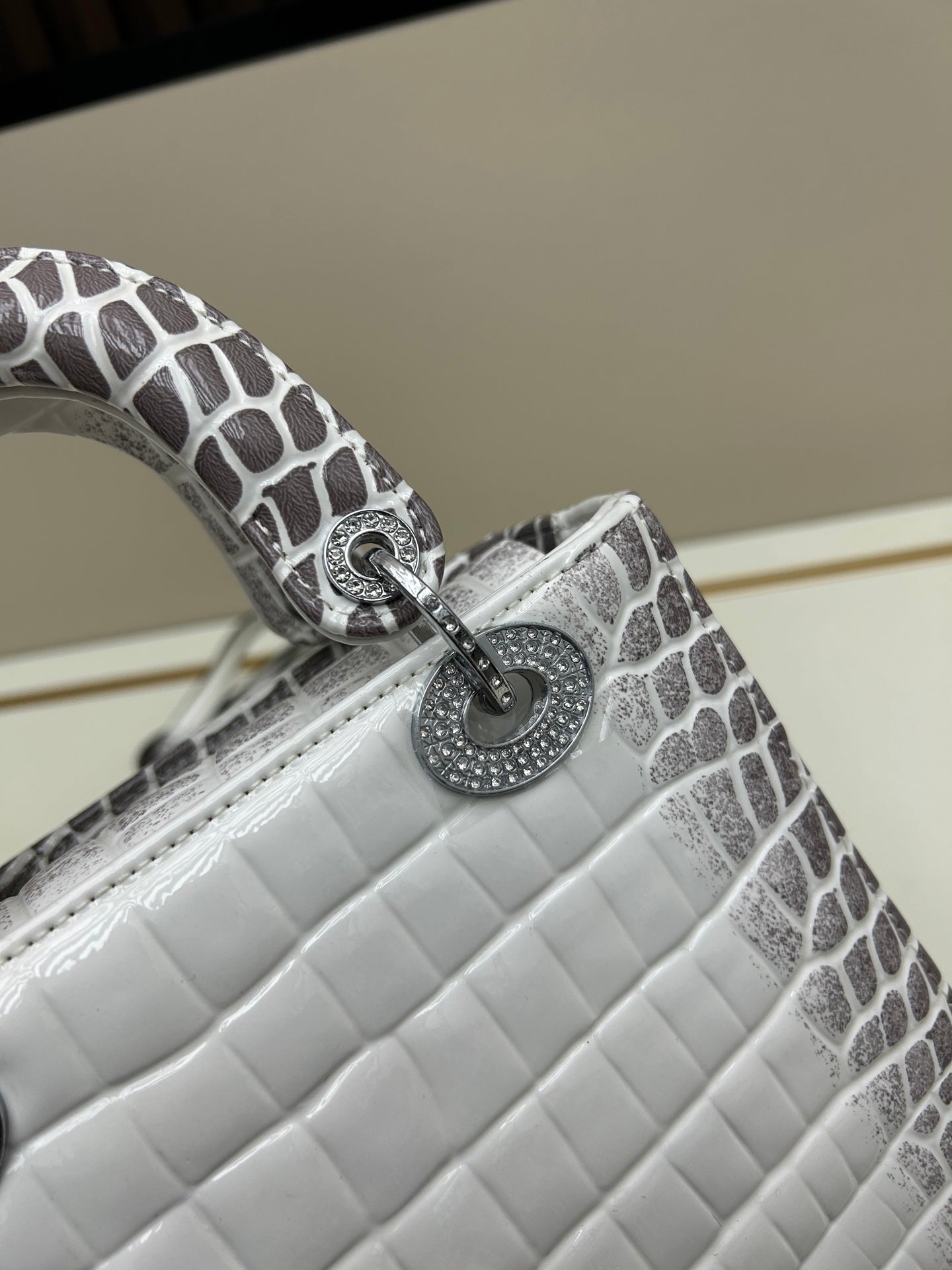 Crocodile-Pattern Leather Bag