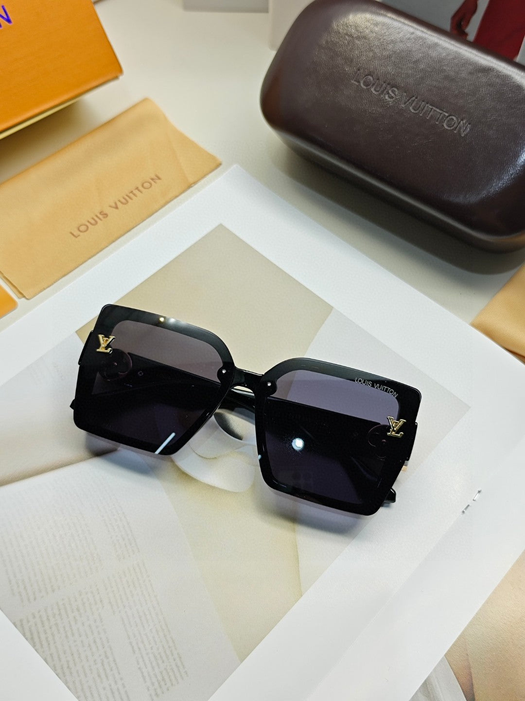 Oversized Monogram Frame Sunglasses