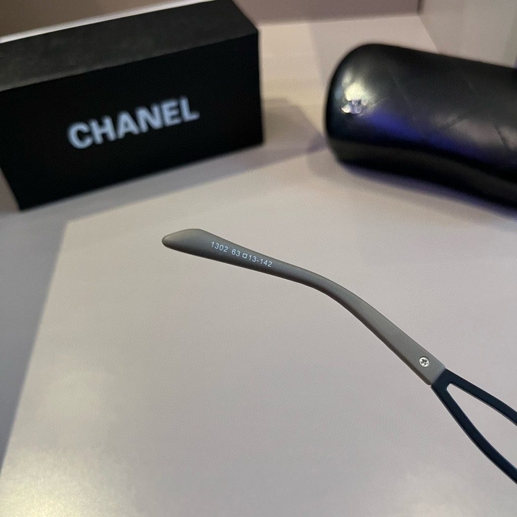 Luxury Rimless Sunglasses