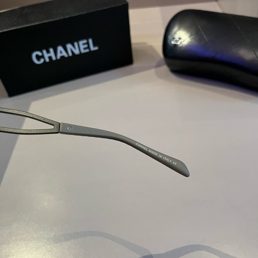 Luxury Rimless Sunglasses