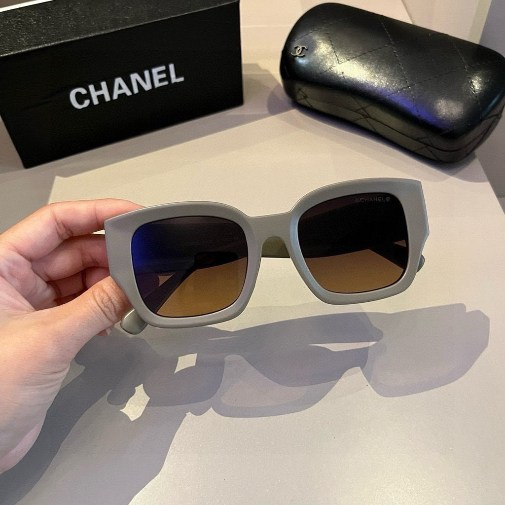 Matte Gray & Black Square Sunglasses