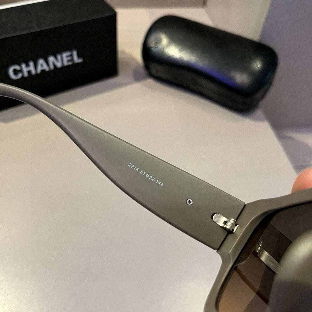 Matte Gray & Black Square Sunglasses