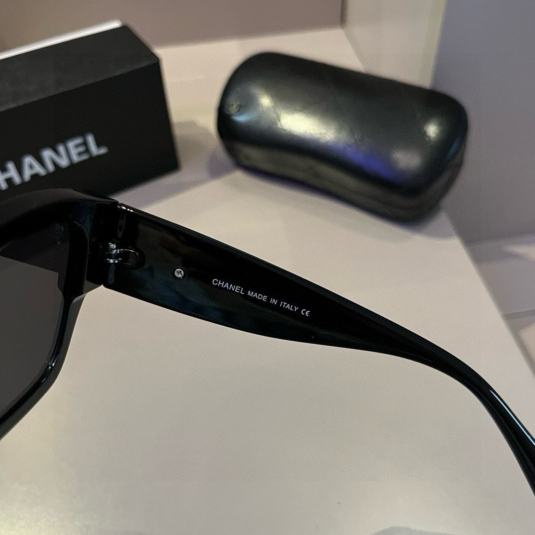 Women Sunglasses