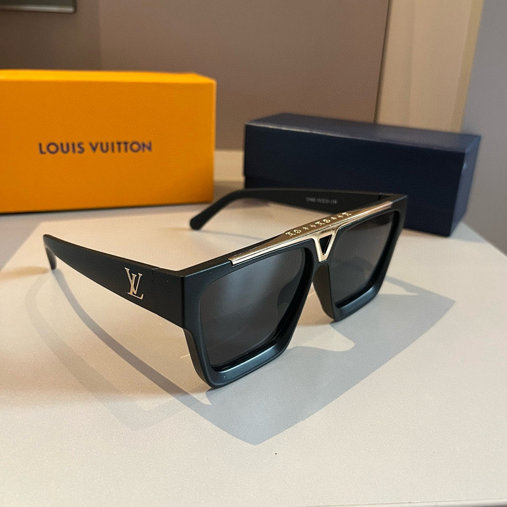 Iconic V-Bridge Square Sunglasses