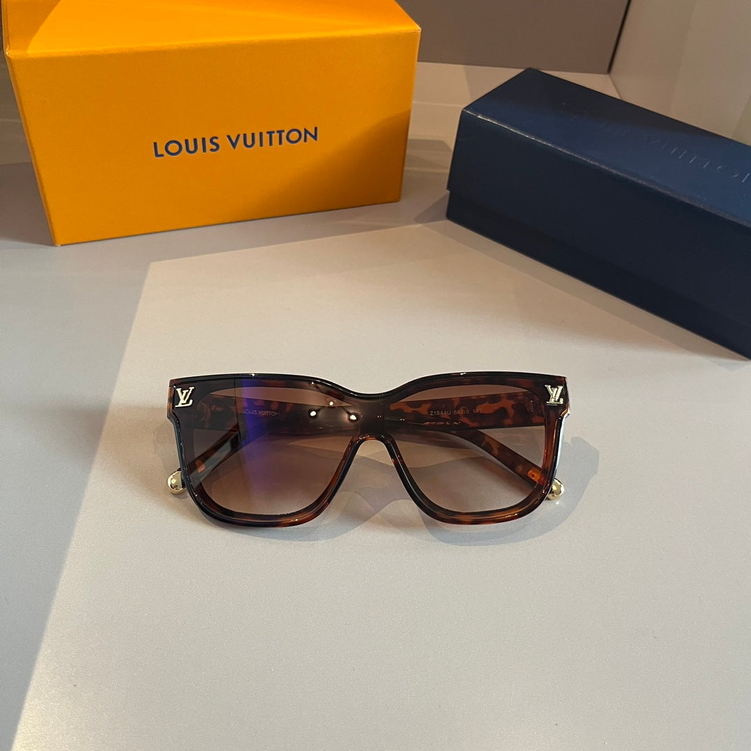 Full Tortoise Frame Monogram Sunglasses