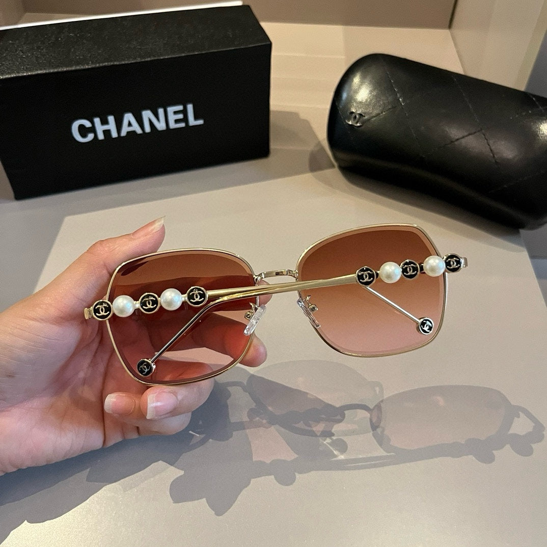 Gold Frame Square Sunglasses