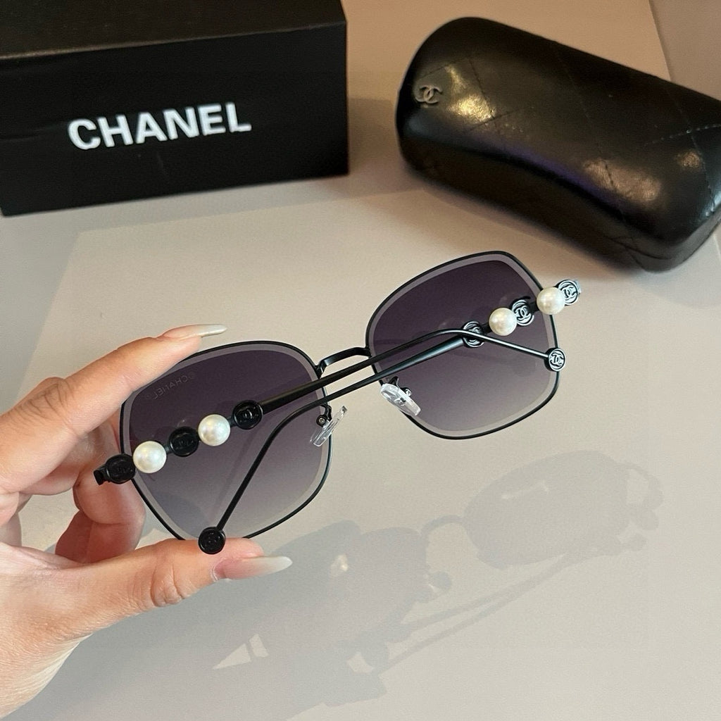 Gold Frame Square Sunglasses