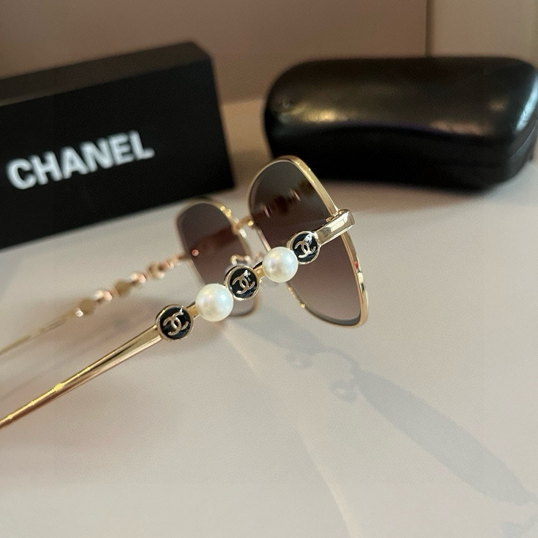 Gold Frame Square Sunglasses