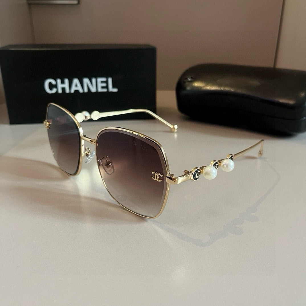 Gold Frame Square Sunglasses
