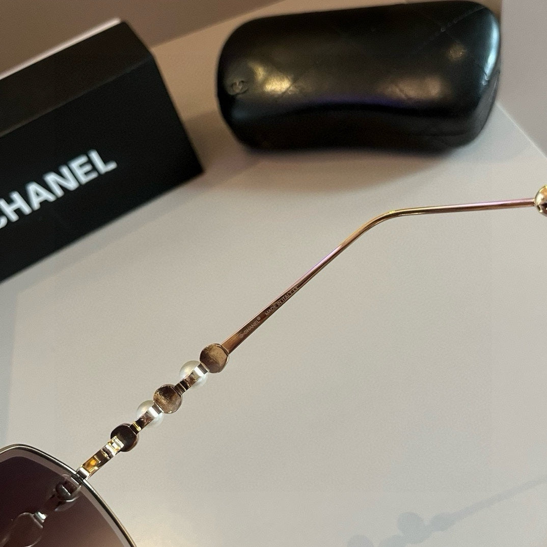 Gold Frame Square Sunglasses