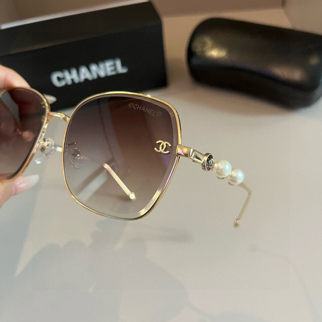 Gold Frame Square Sunglasses