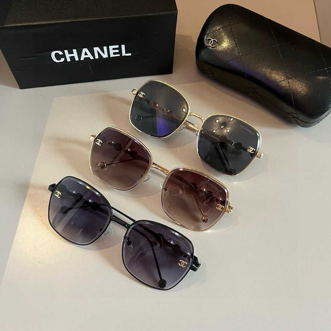 Gold Frame Square Sunglasses