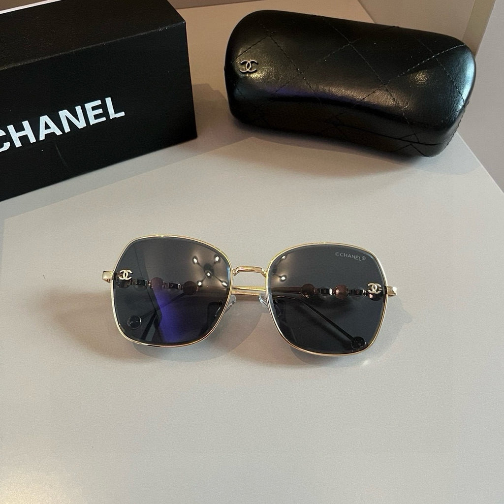 Gold Frame Square Sunglasses