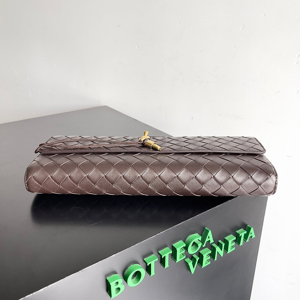 Andiamo Woven Leather Clutch Bag