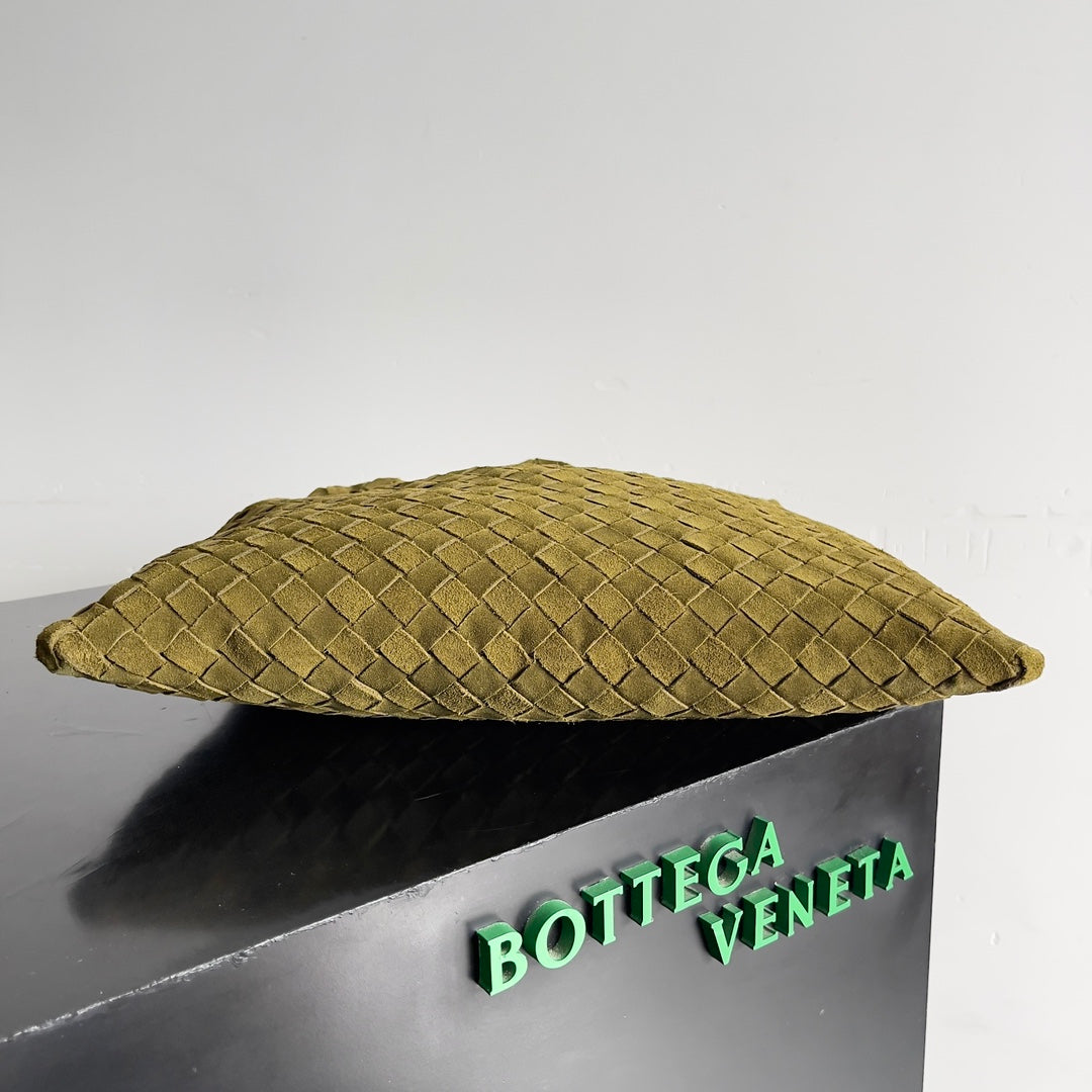 Woven Leather Medium Hobo Shoulder Bag