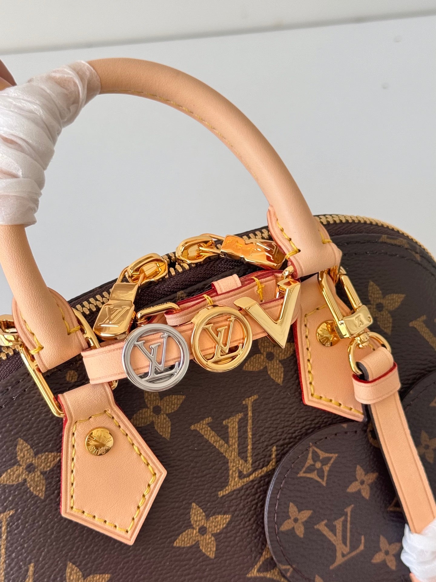 Alma BB White Monogram