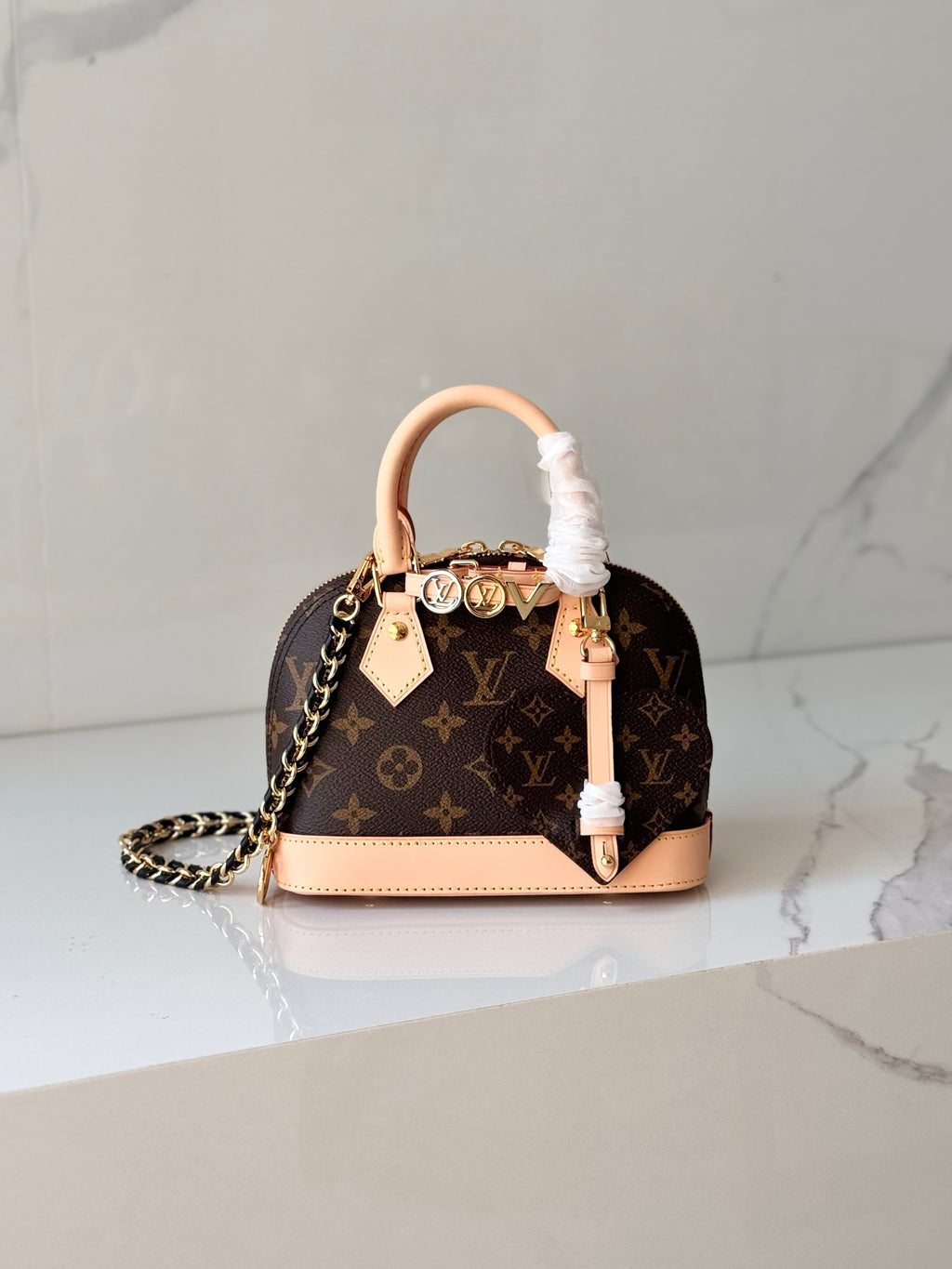 Alma BB White Monogram