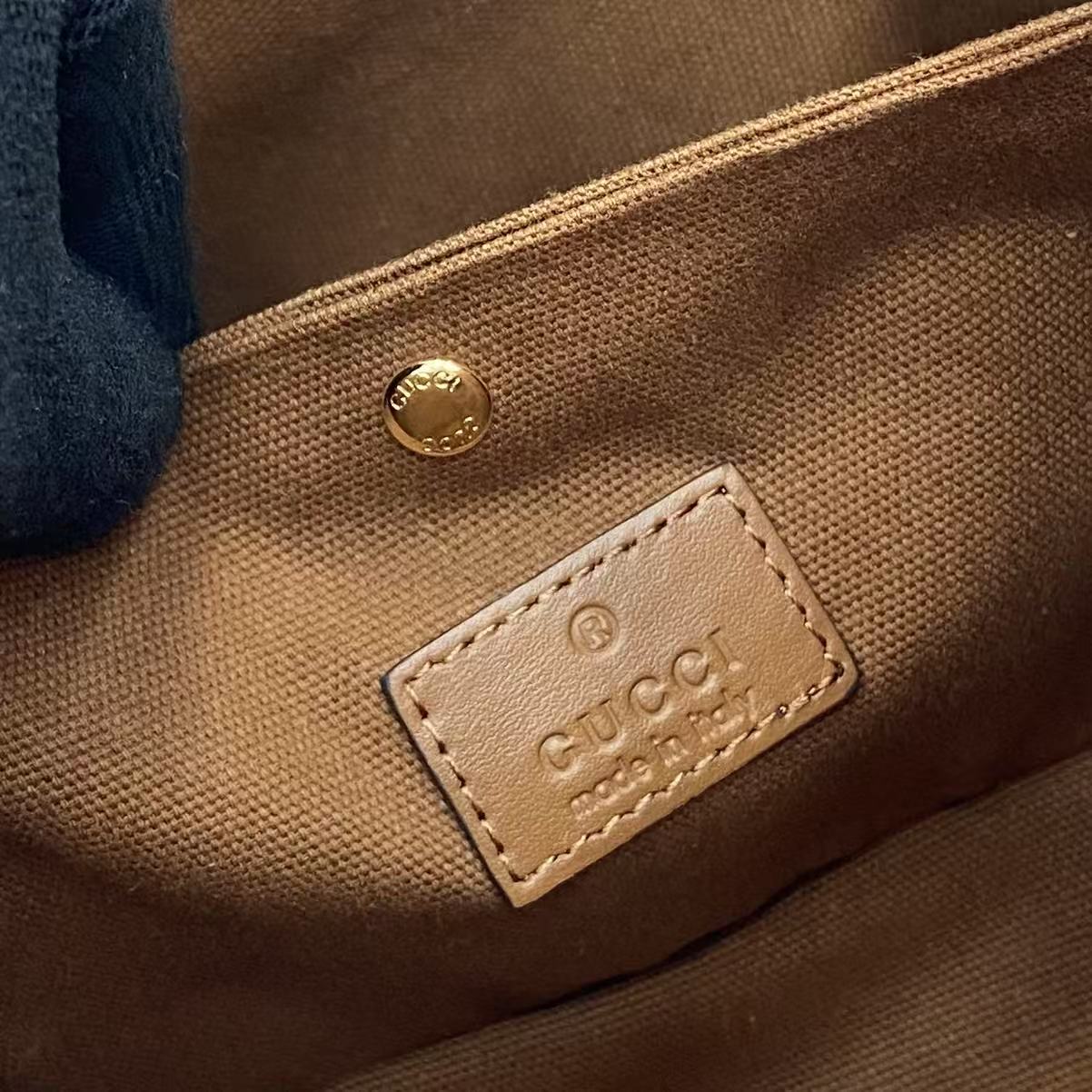 GG Emblem Brown Leather Shoulder Bag